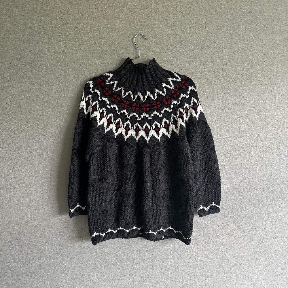 Vintage Moda International Gray and White Fair Isle Sweater Medium